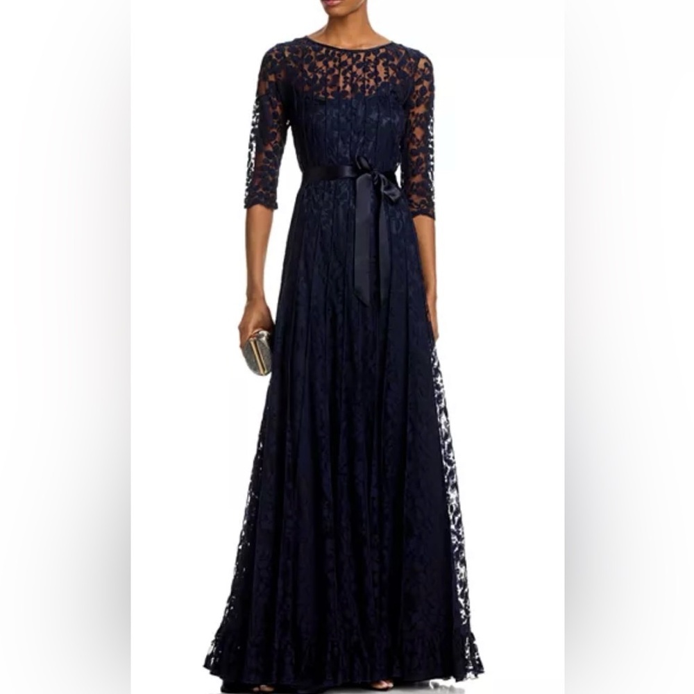 Chic Long Sleeve Navy Lace Gown